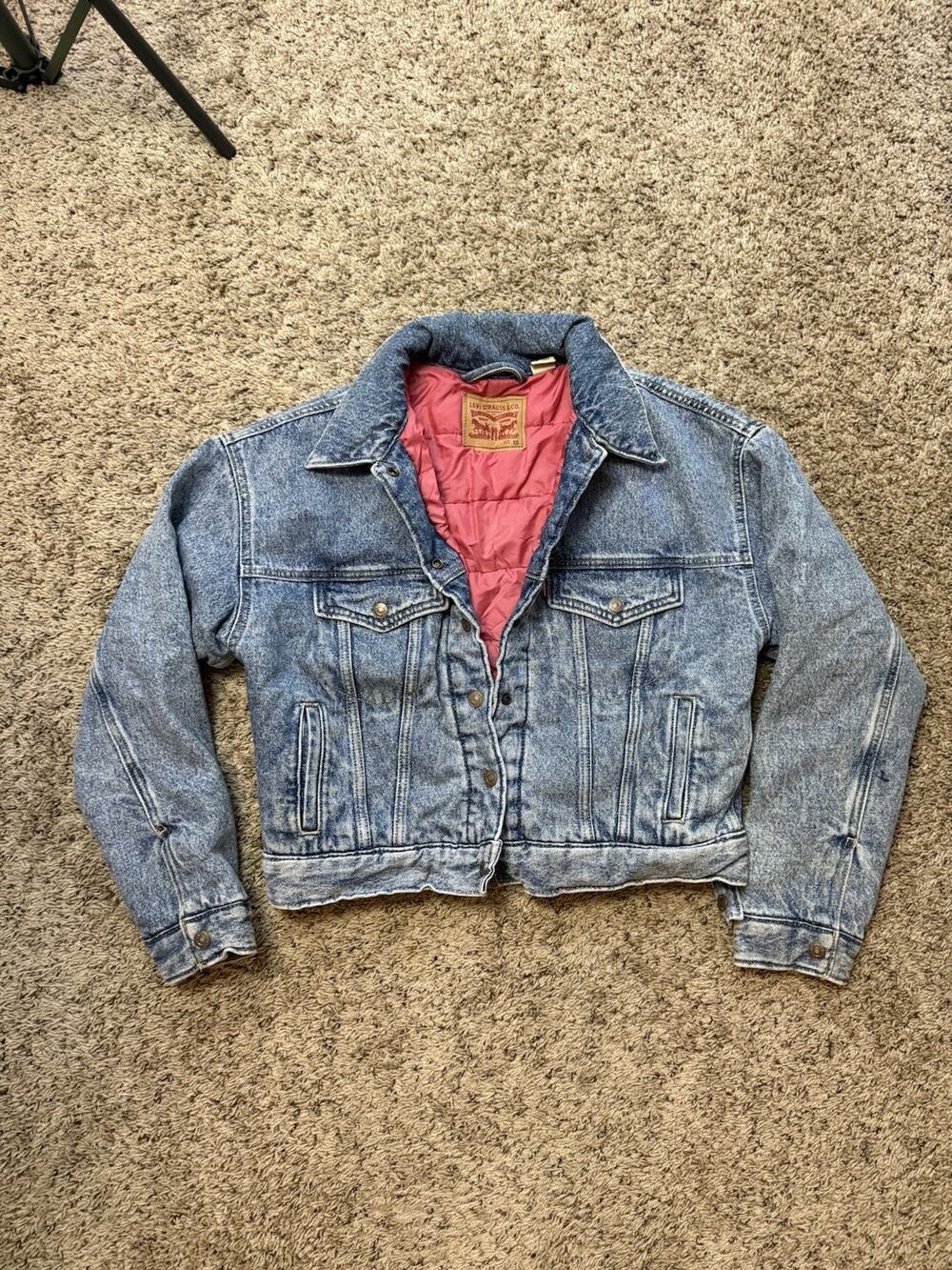 Levis Womens Cropped Denim Trucker Jacket Light Acid Wash Pink Quilted Lining XS